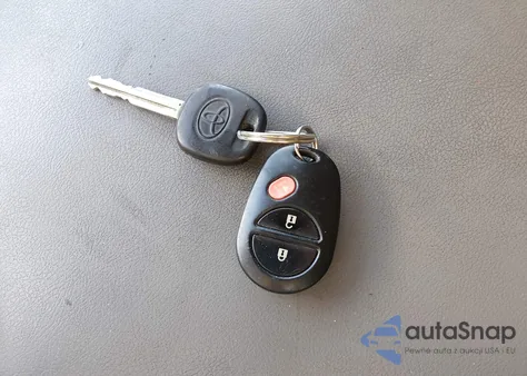 2008 Toyota Tundra Sr5 5.7L V8 z USA, uszkodzony, nr VIN 5TFSV54188X004911